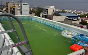 Luxe Penthouse 4Bhk With Swimming Pool